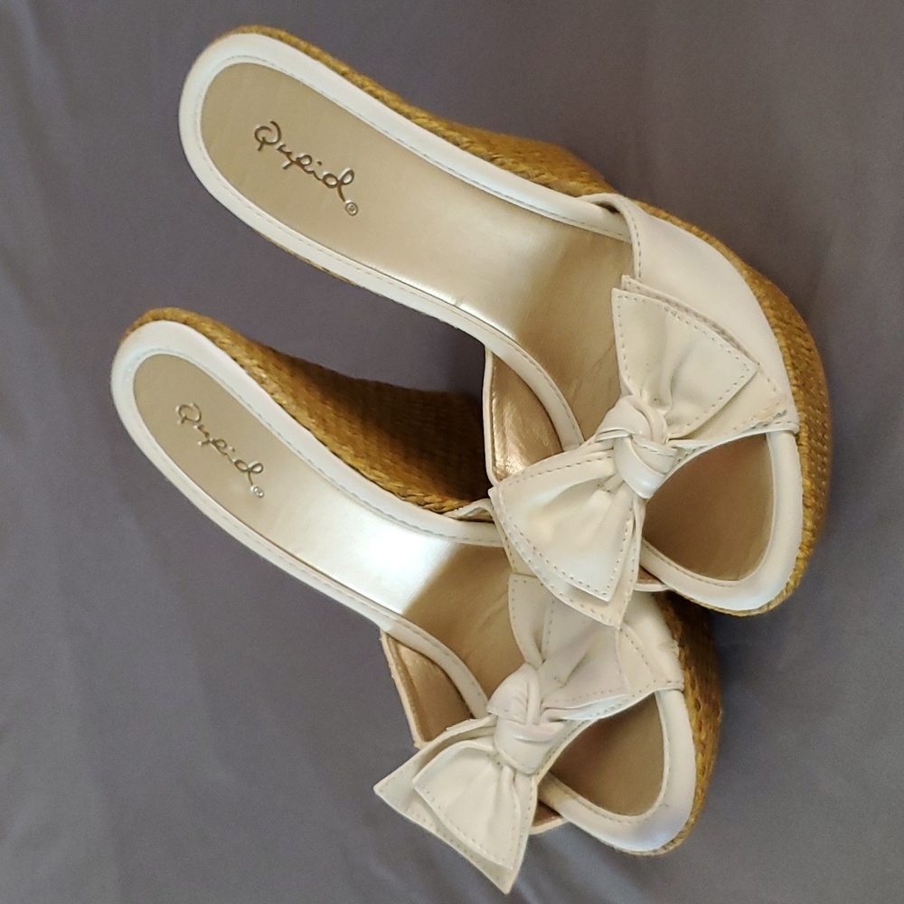 QUPID Sandals
